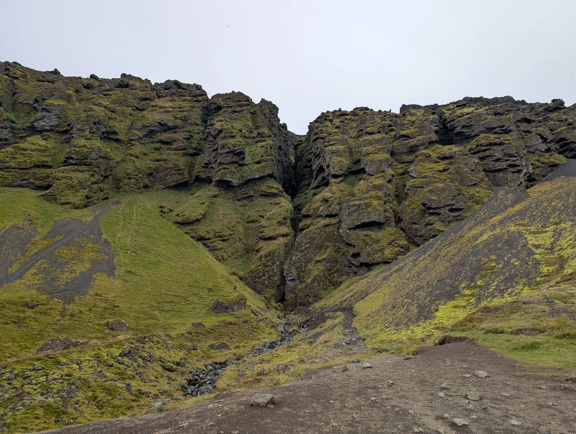 Rauðfeldsgjá